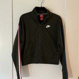Nike women's cropped jacket in Olive size M